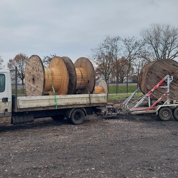 Kábeldob szállítás